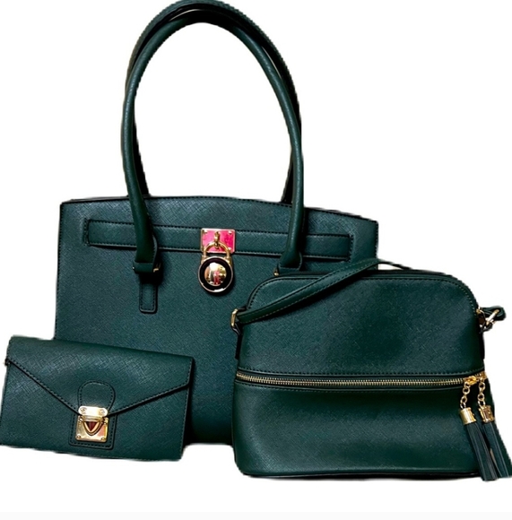 Handbags - Elegant Green Shoulder Bag Bundle